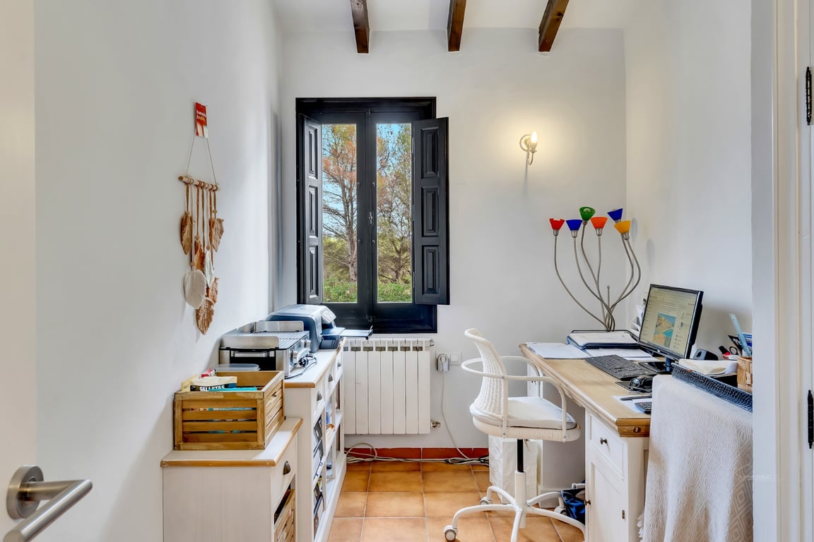 Property #RH21266 - 17