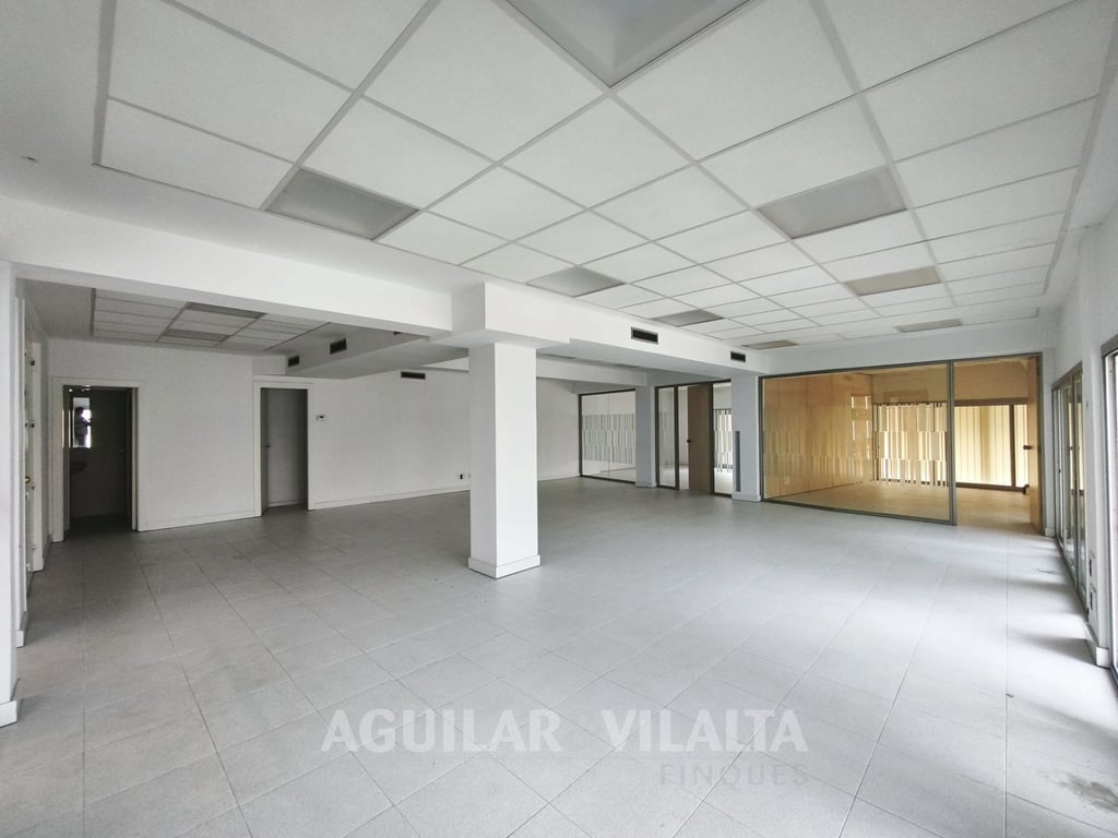 ENTRESUELO EN ALQUILER - 2