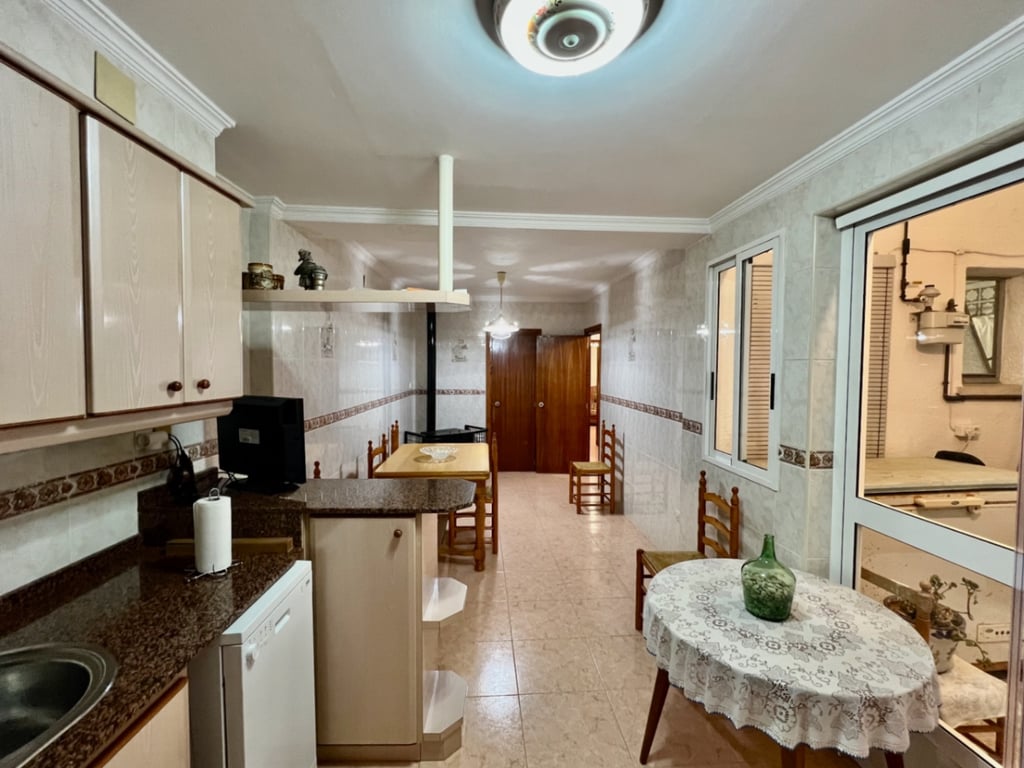 Amplio piso de 3 habitaciones en Pedreguer - 17