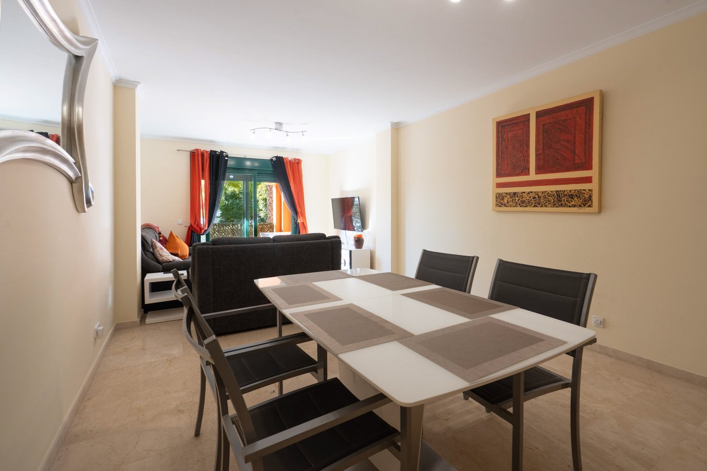 Floridamar — Elegant 3‑Bedroom Apartment near Jávea Port