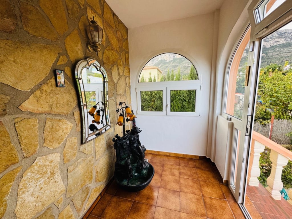 Dénia. Chalet amplio con vistas al mar en venta - 55