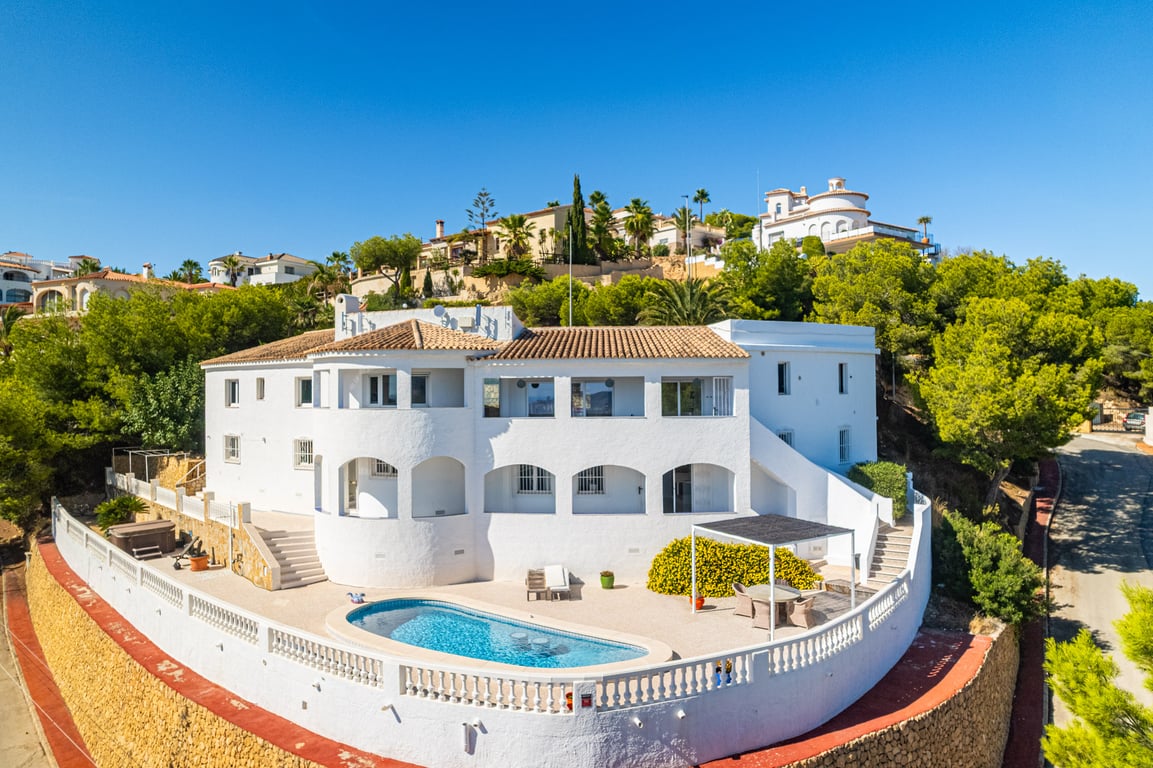 5-bed Villa in Alfaz del Pi photo 11