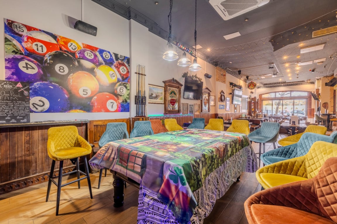 Traspaso de Pub con perfecta ubicación el Arenal de Jávea - 32