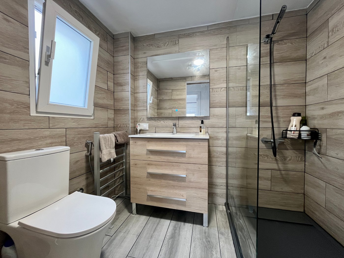 Mediterranean Terraced Townhouse — Minutes from Arenal Beach