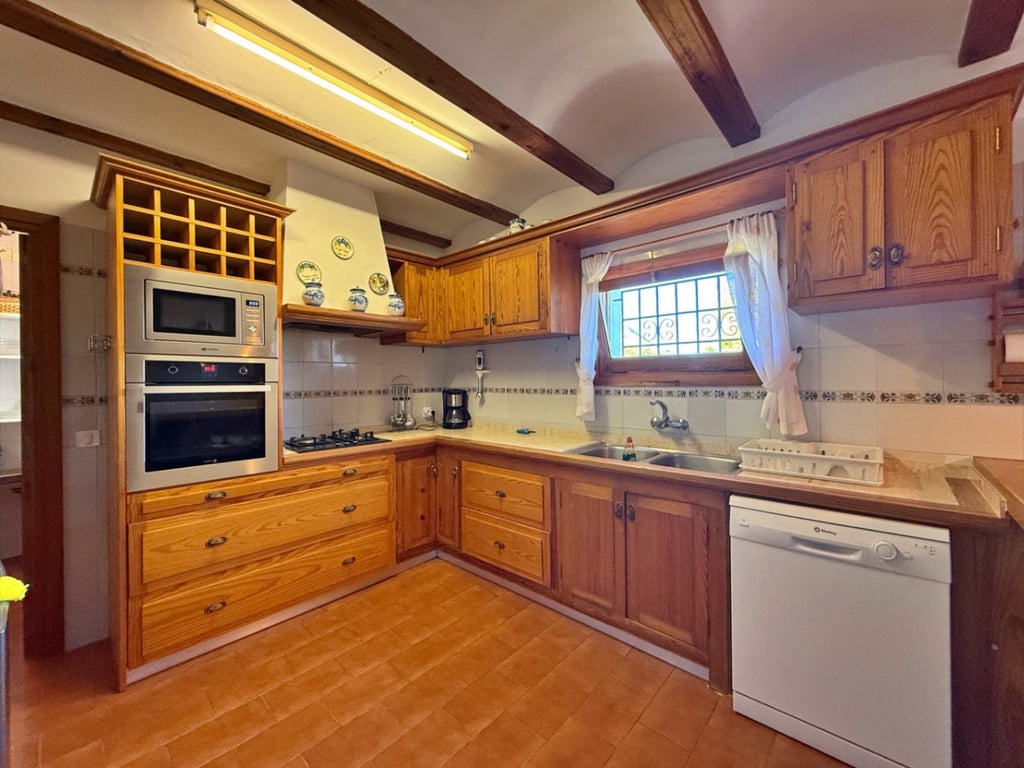 DHJV329 - Verkoop. Villa in Javea