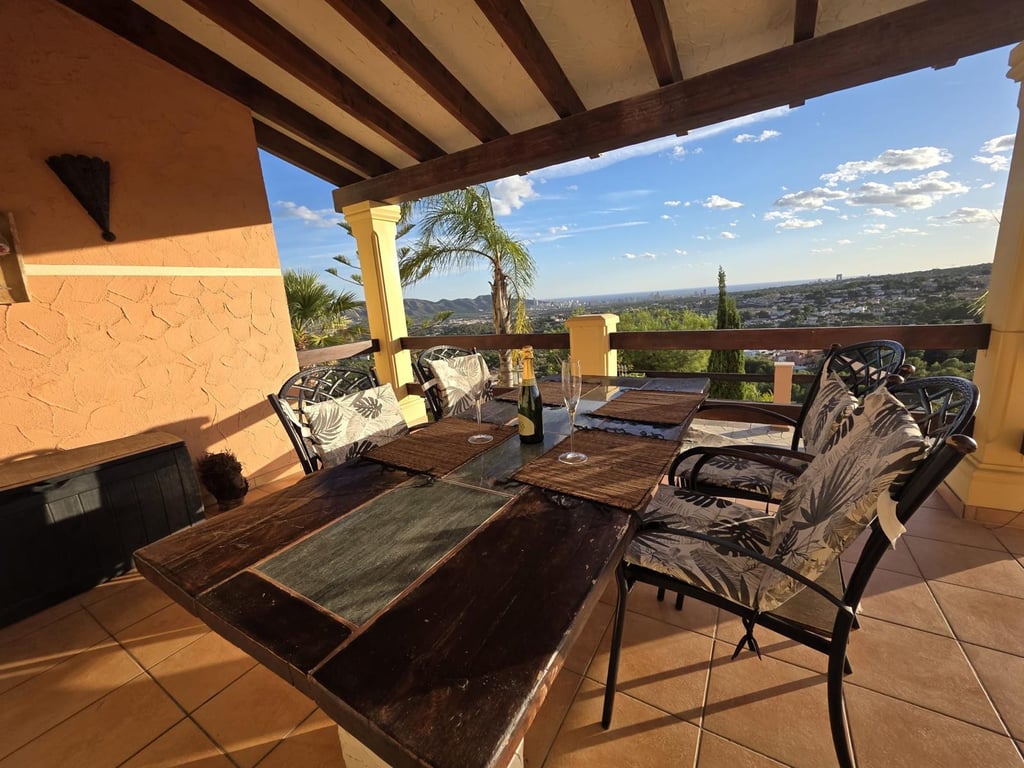 Property #RH21393 - 12