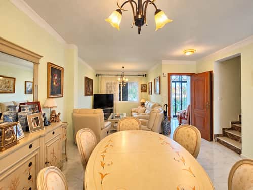 Townhouse with 5 Bedrooms in Torrevieja — foto 25