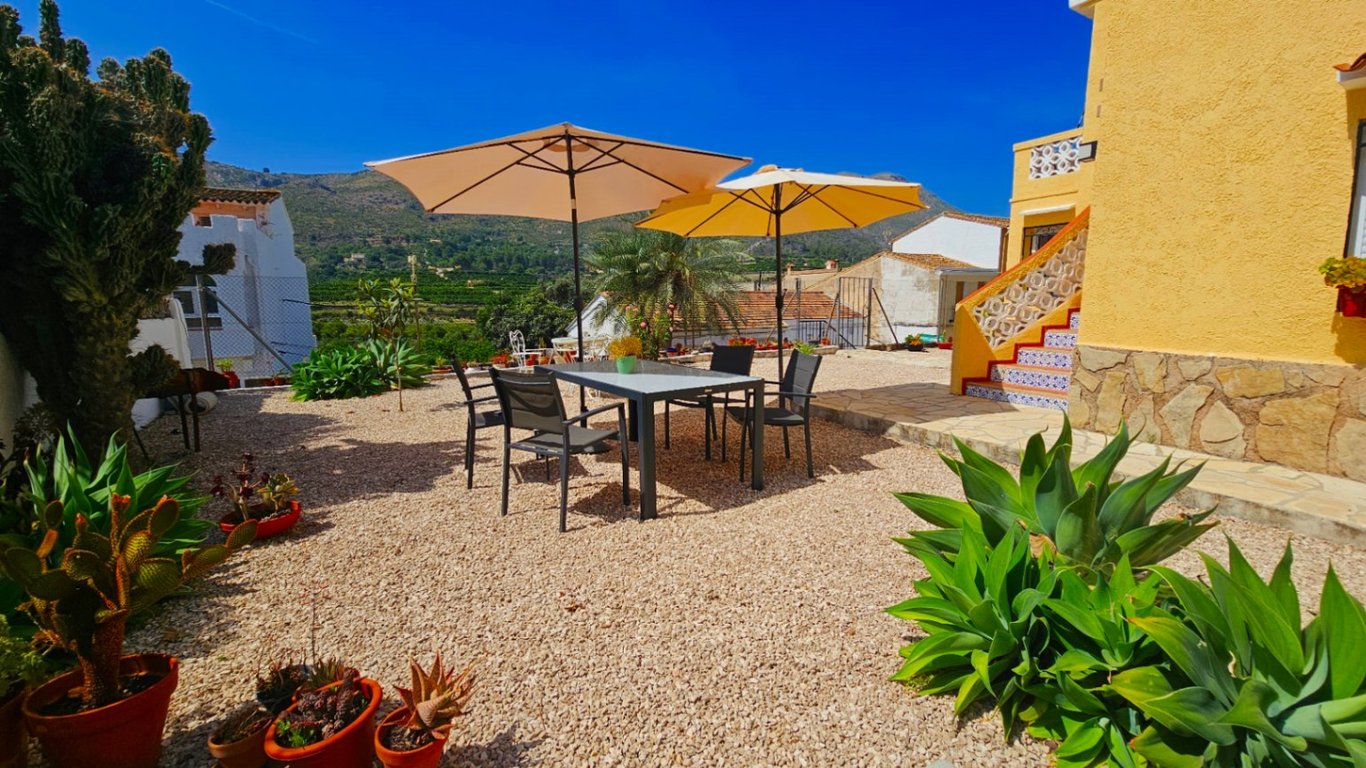 Villa a Adsubia amb espectaculars vistes - 3