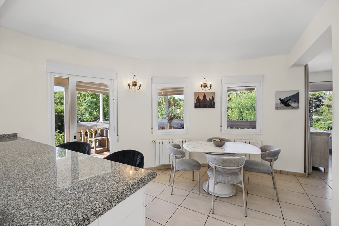 3-bed Villa in Jávea photo 15