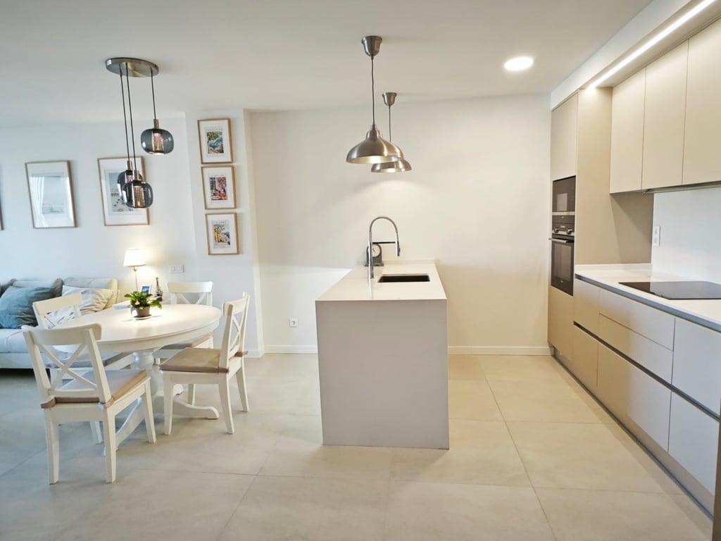 Moderno apartamento de lujo cerca de la playa y del centro de Dénia - 3