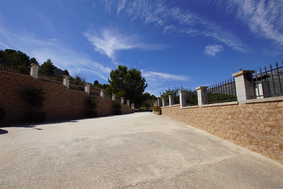 Property #RH20905 - 55