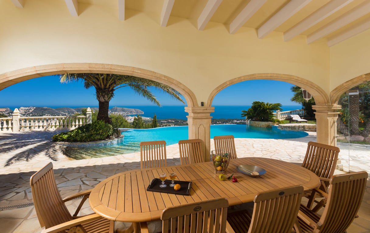 4-bed Villa in Moraira photo 10