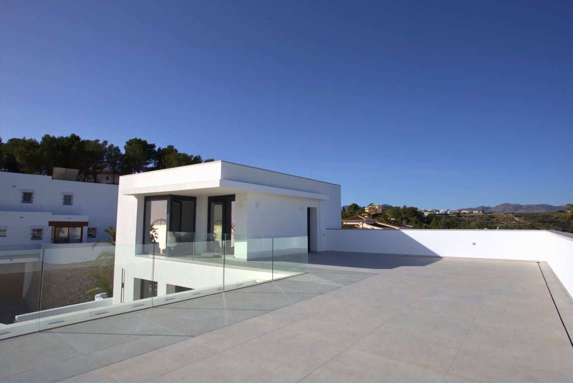 3-bed Villa in Moraira photo 18