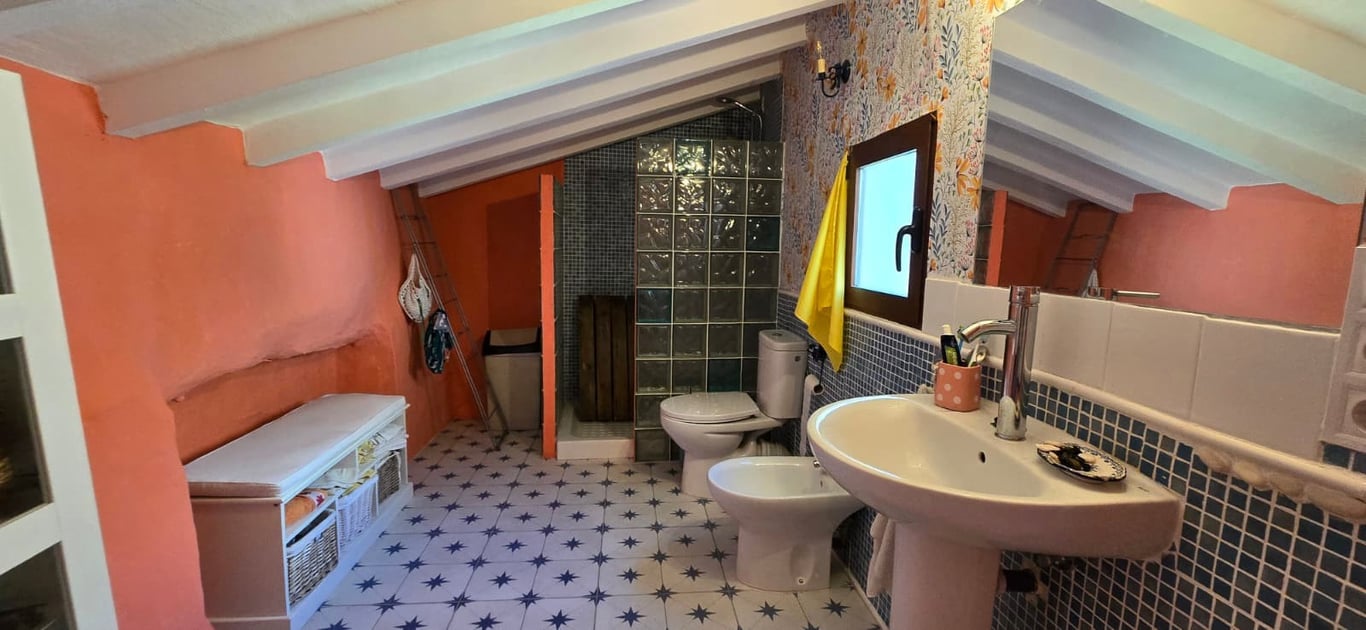 Property #RH21229 - 14