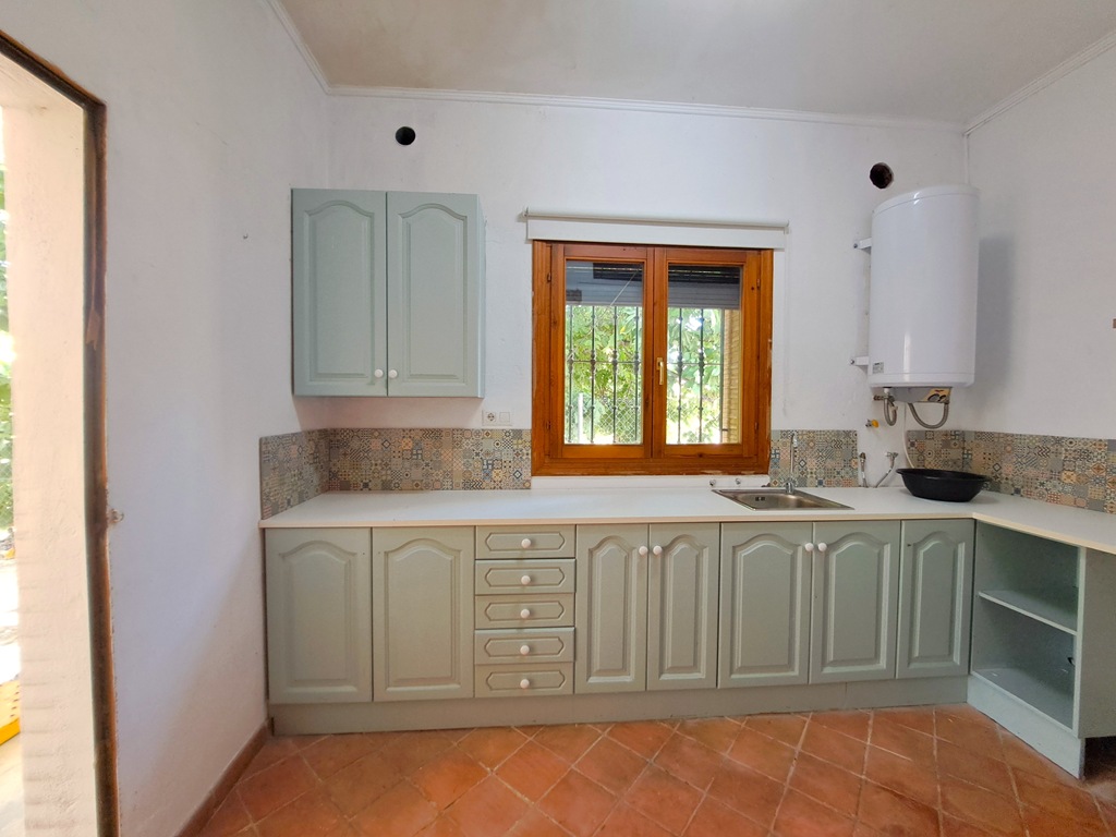 Villa familiar con piscina en venta en Orba - 26