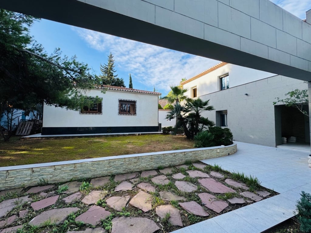 Dénia. Las Rotas. Villa grande con 2885 m2 parcela cerca del mar en venta - 70