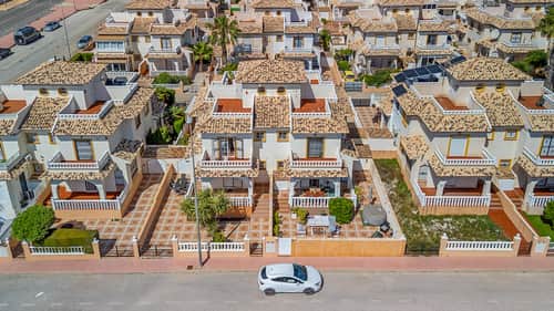 Rijwoning met 2 slaapkamers in Cabo Roig — foto 43