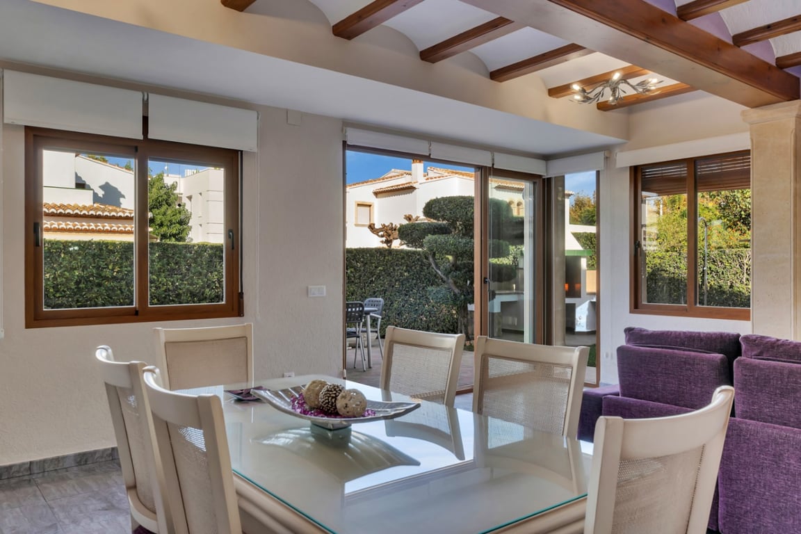 Exclusivo Adosado en Jávea, a 500m. del mar, con 4 dormitorios y piscina comunitaria - 8