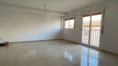 Property #AD 373