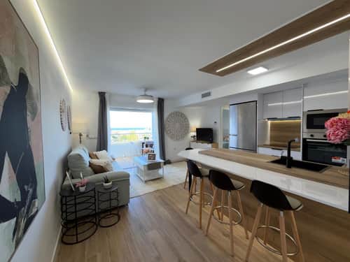 Gerenoveerd eerstelijns appartement met zeezicht in Torrevieja — foto 18
