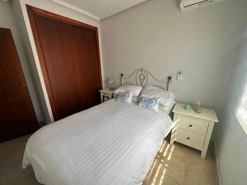 Appartement met 3 slaapkamers in Torrevieja — foto 15