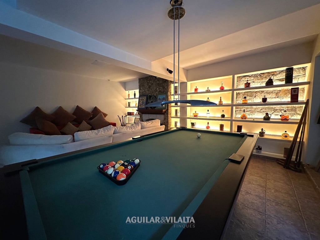 Exclusive villa in Can Teixidó with sea views - 54