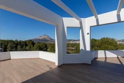 Property R4266382