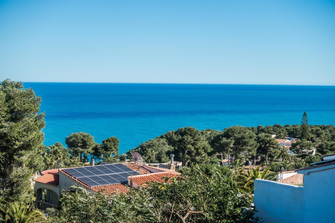 Luxury villa in Balcón al Mar, Jávea — 5 bed · 5 bath · €1,395,000