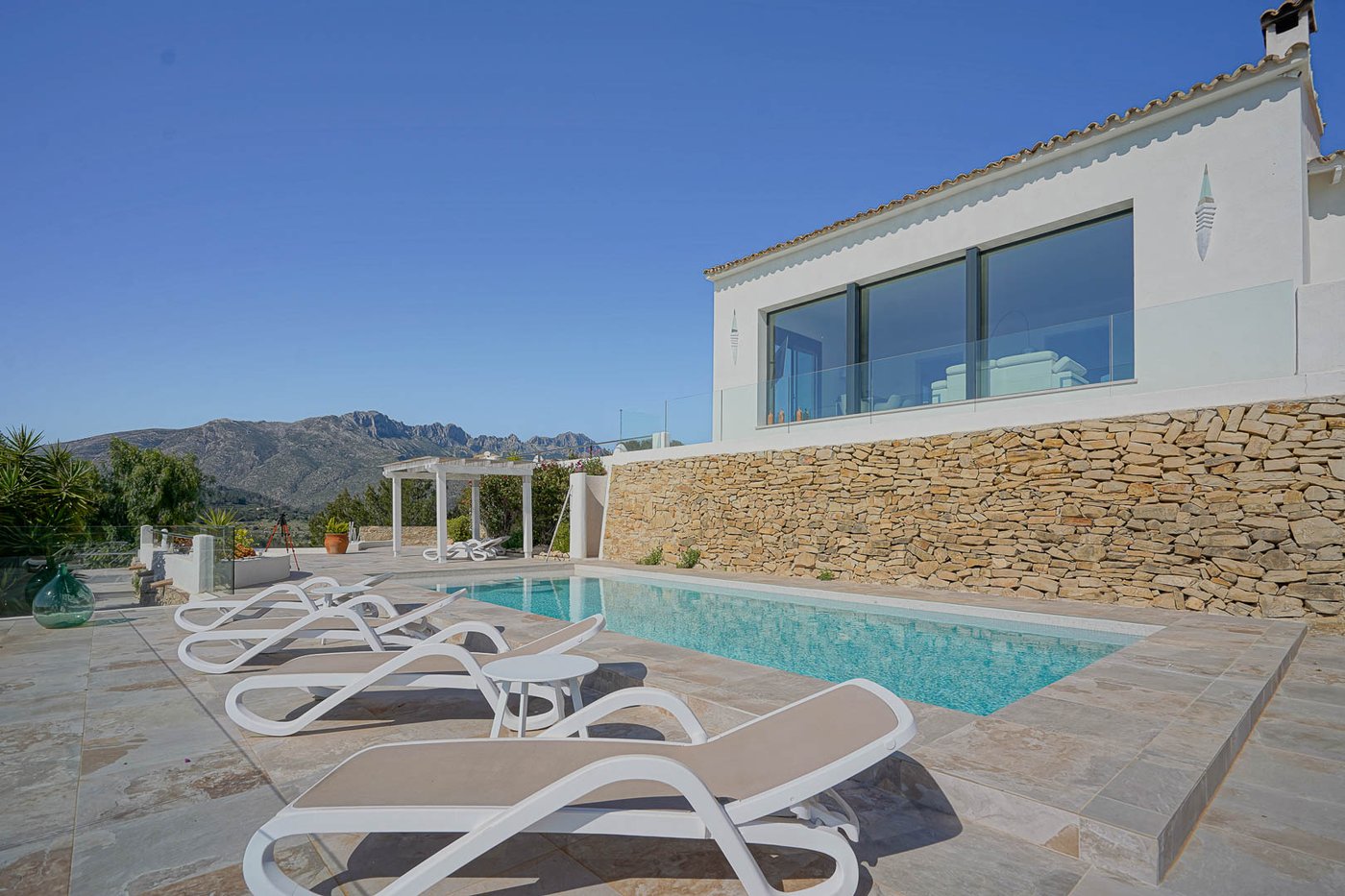 Modern finca with panoramic mountain and sea views in Benissa