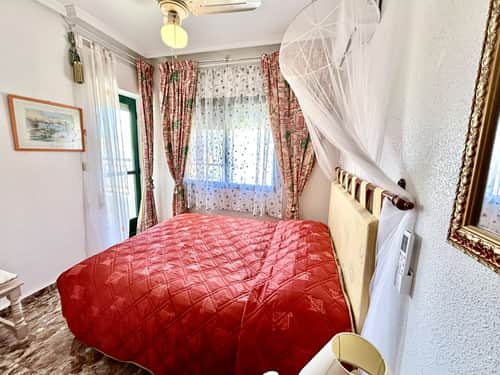 Rijwoning met 3 slaapkamers in La Zenia — foto 19