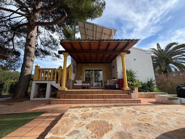 Villa in Dénia, 4 Schlafz., 125m²