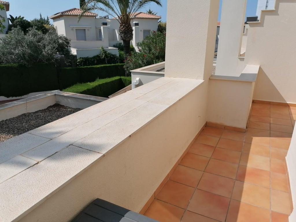 Terraced house in Denia