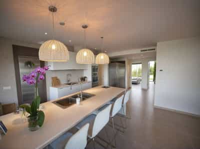 Property #AD 90