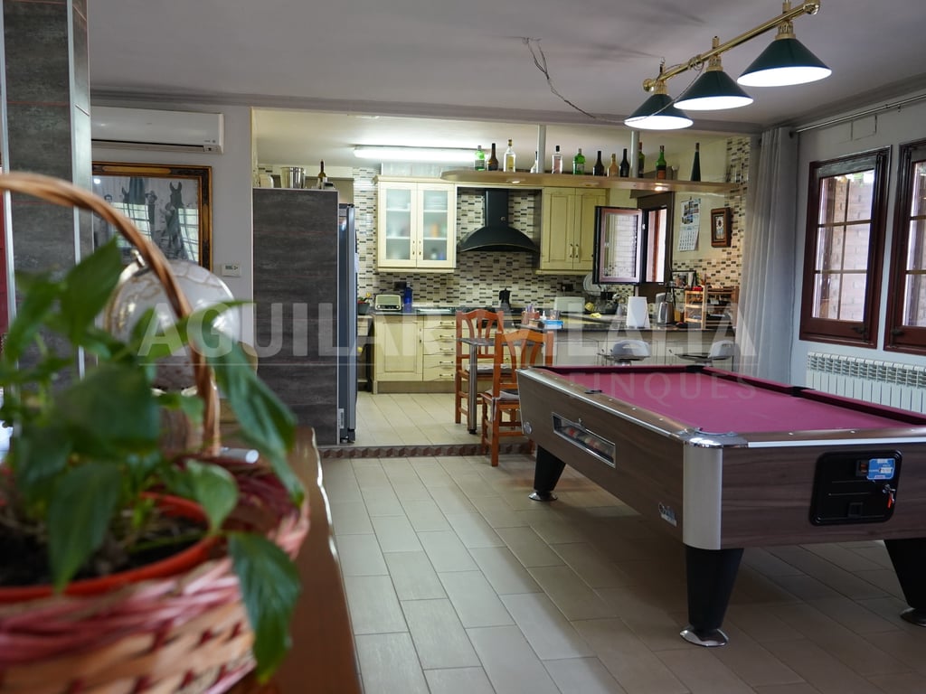 Masía con piscina, zona ecuestre y gran parcela en Granollers - 41