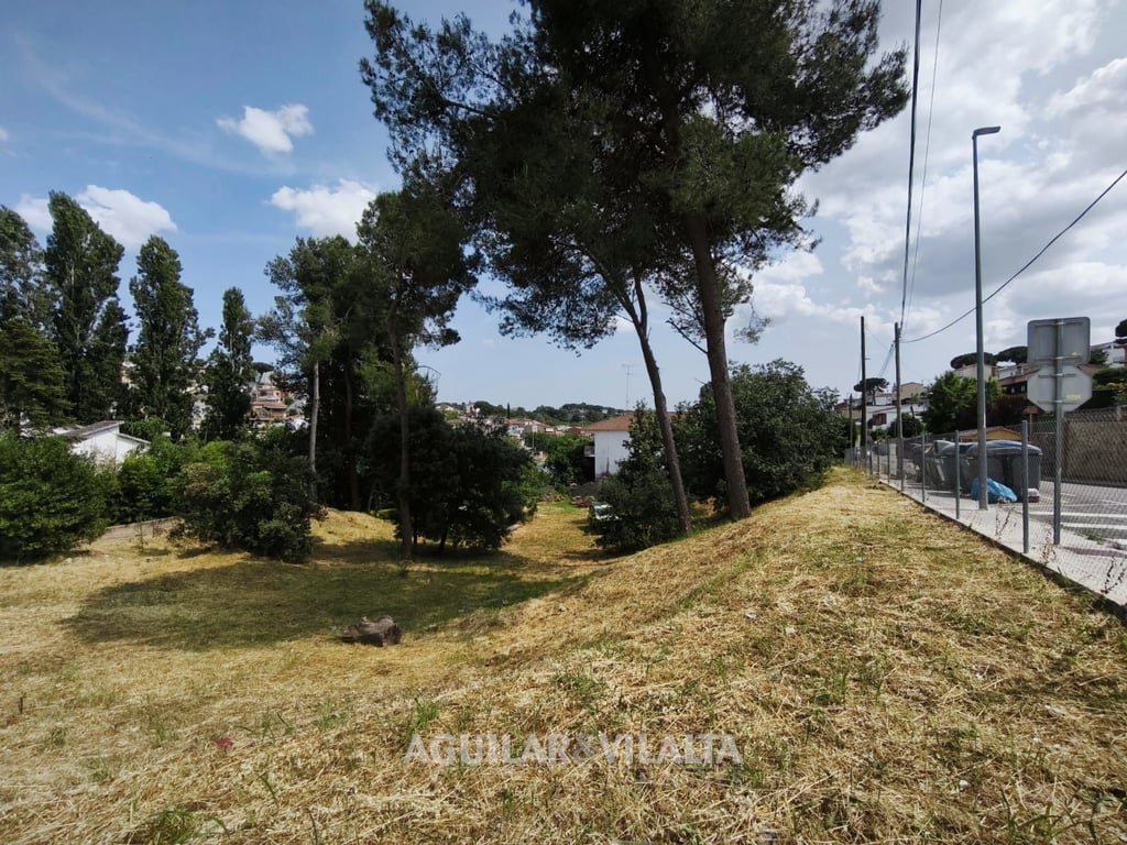 TERRENOS EN VENTA - 8