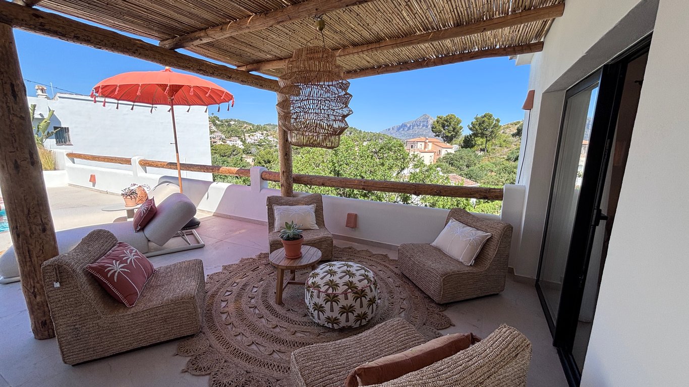 4-bed Villa in Jávea photo 12