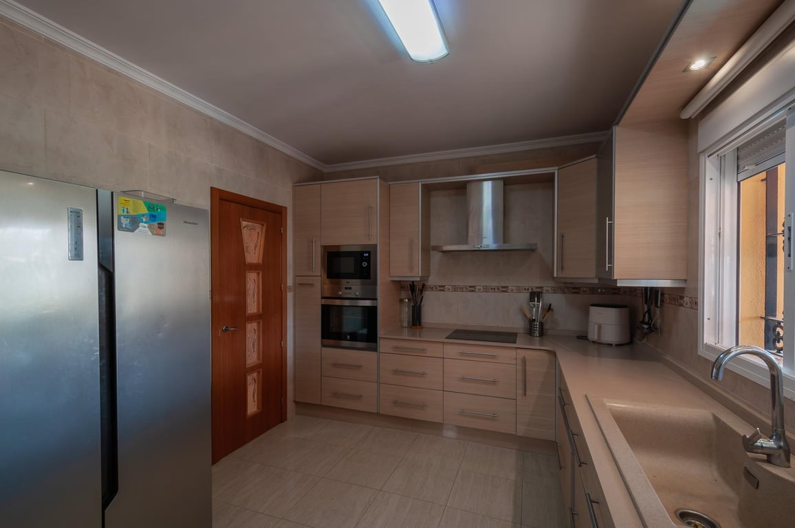 Property #RH21396 - 21