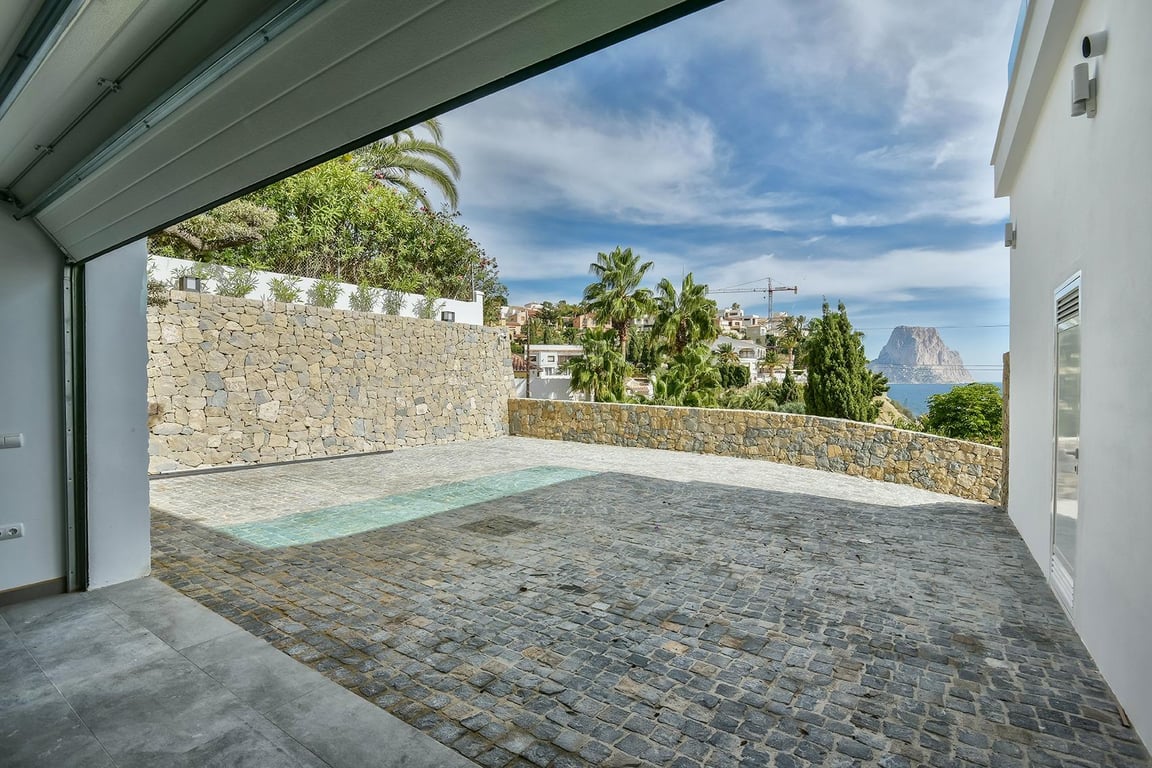 Property #RH20590 - 13