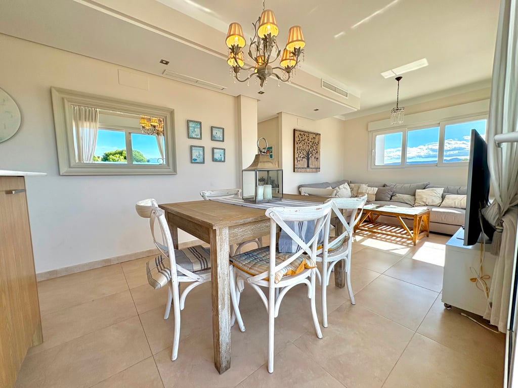 Property #RH20409 - 16