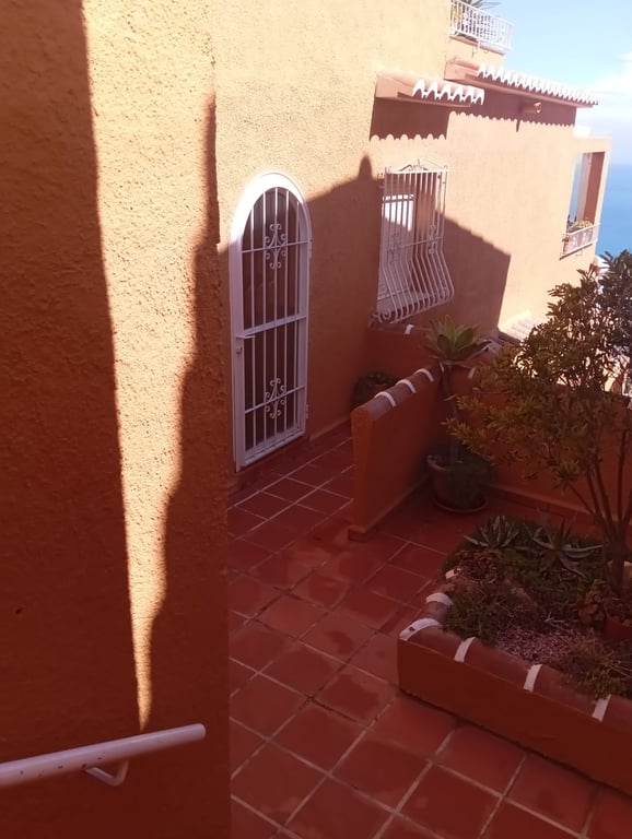 Se vende apartamento con fabulosas vistas al Mar - 16