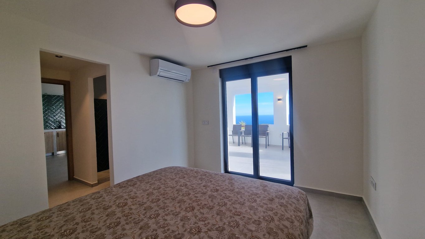 VILLA DE LUXE ÚLTIMA: RETIR DE 6 DORMITORIS, CUMBRE DEL SOL | VISTES PANORÀMIQUES AL MAR IMPRESSIONANTS | LLAVORS I SOSTENIBLE - 23