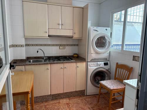 Rijwoning met 5 slaapkamers in Formentera del Segura — foto 28