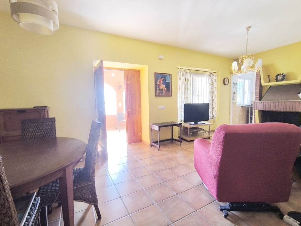 Casa en venda a Parcent amb gran parcel·la urbana i vistes panoràmiques - 11