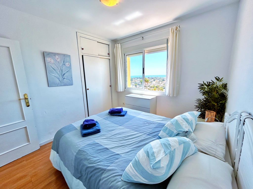 duplex a la venta en Calpe con Vistas al Mar desde la Cama ! - 5
