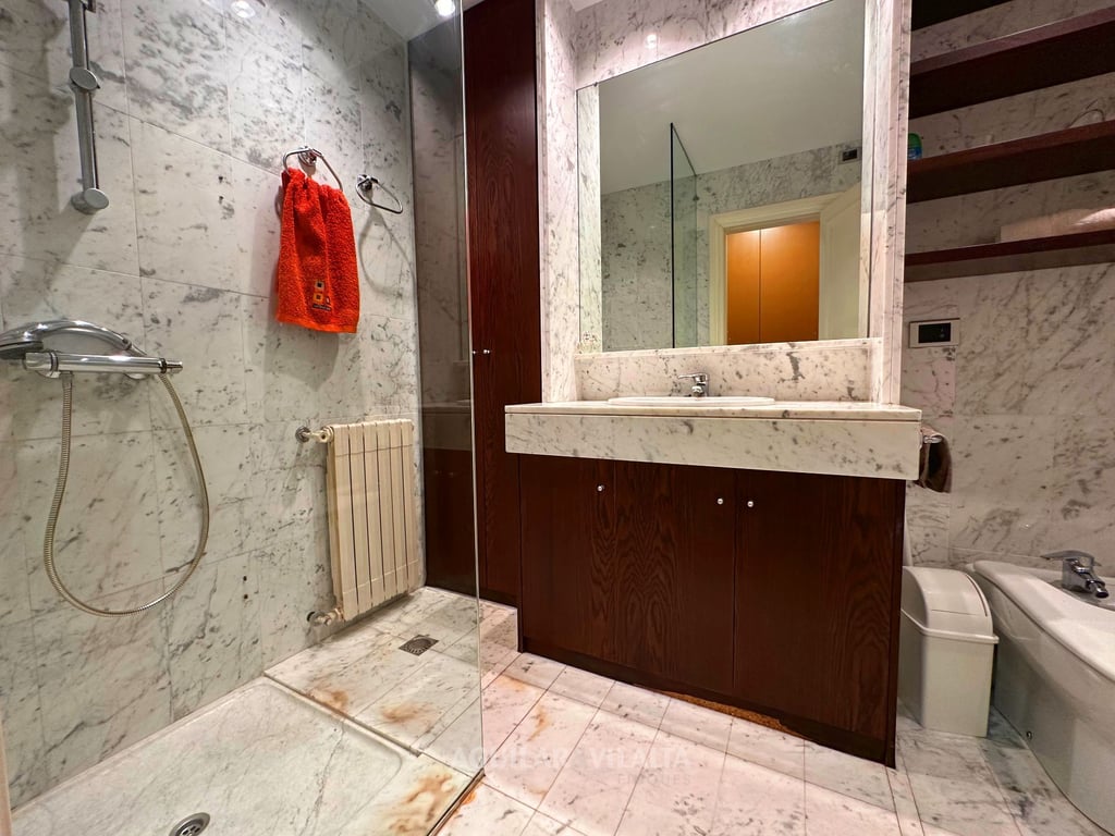 Exclusive villa in Can Teixidó with sea views - 90