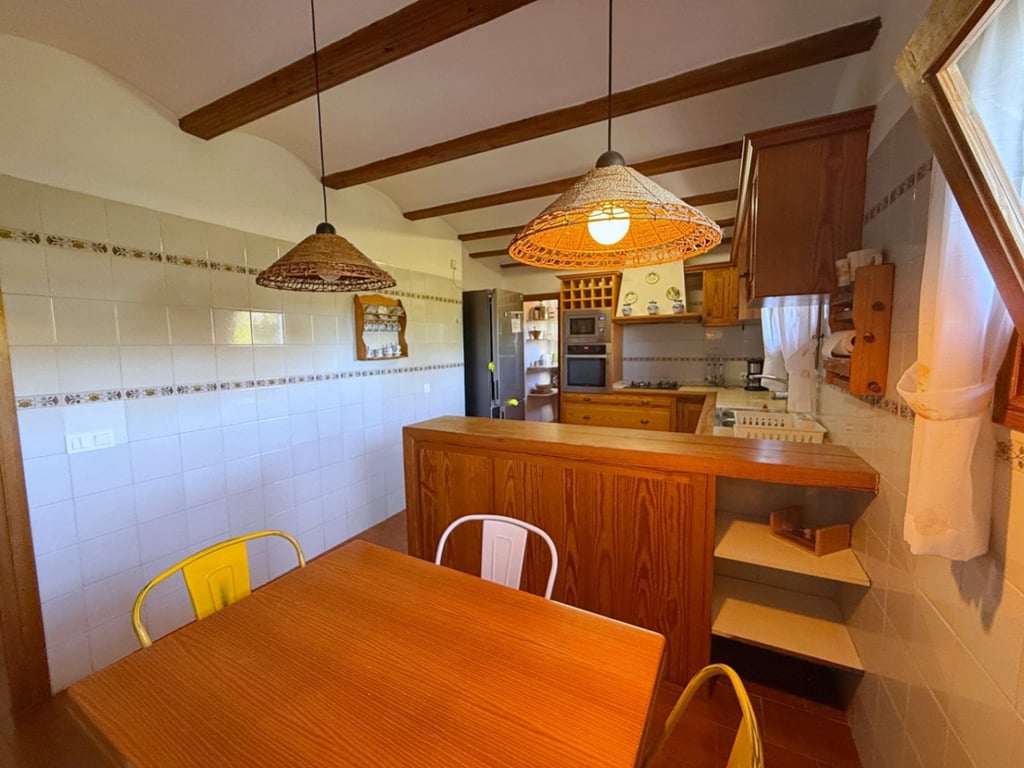 Property #RH20684 - 24