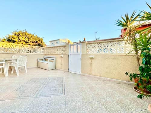 Townhouse with 3 Bedrooms in Torrevieja — foto 5