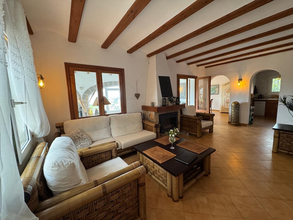 Chalet en venta en Denia, Zona Montgó: 4 habitaciones, piscina privada - 14