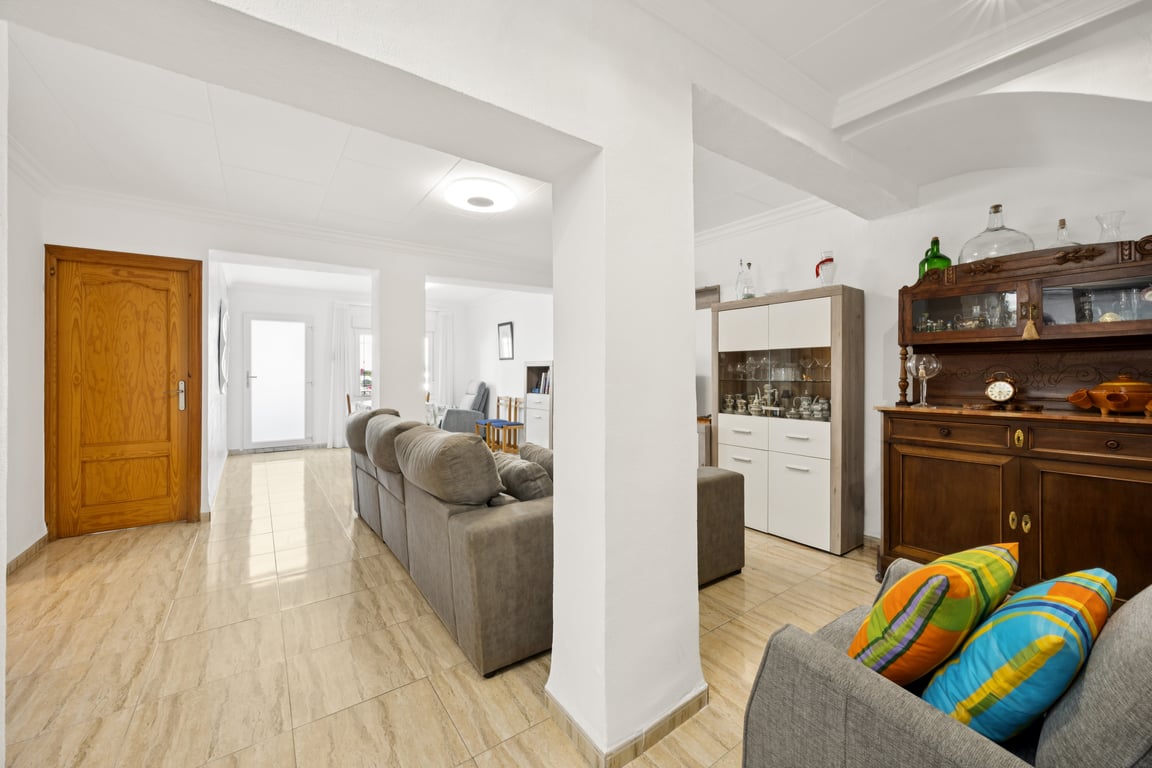 4-bed Townhouse in Dénia photo 3