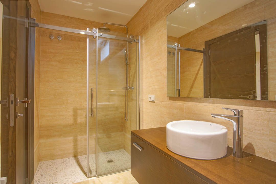 Property #RH21270 - 11